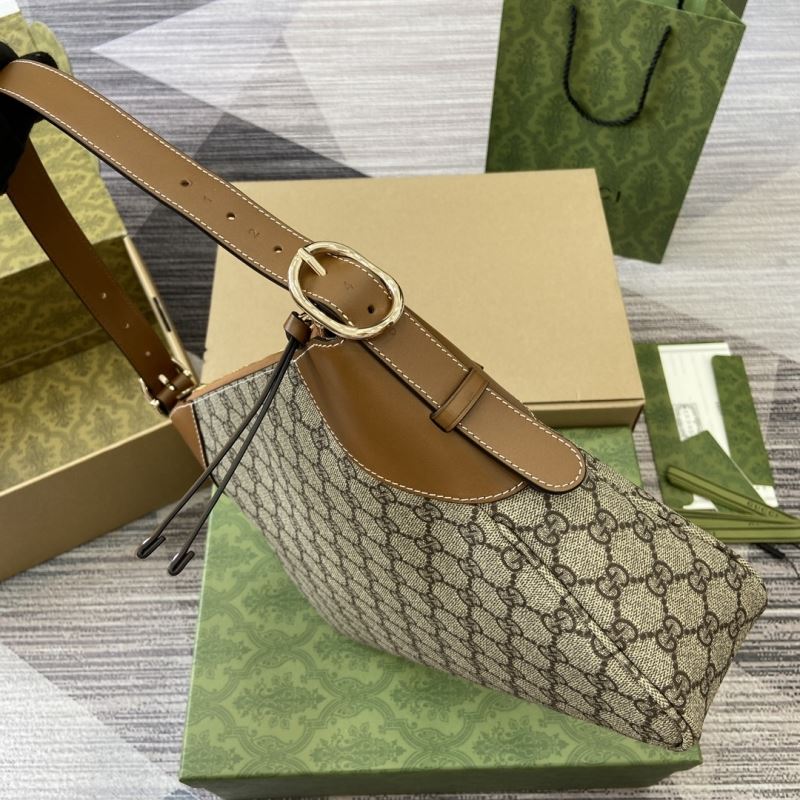 Gvc*1 tote bags